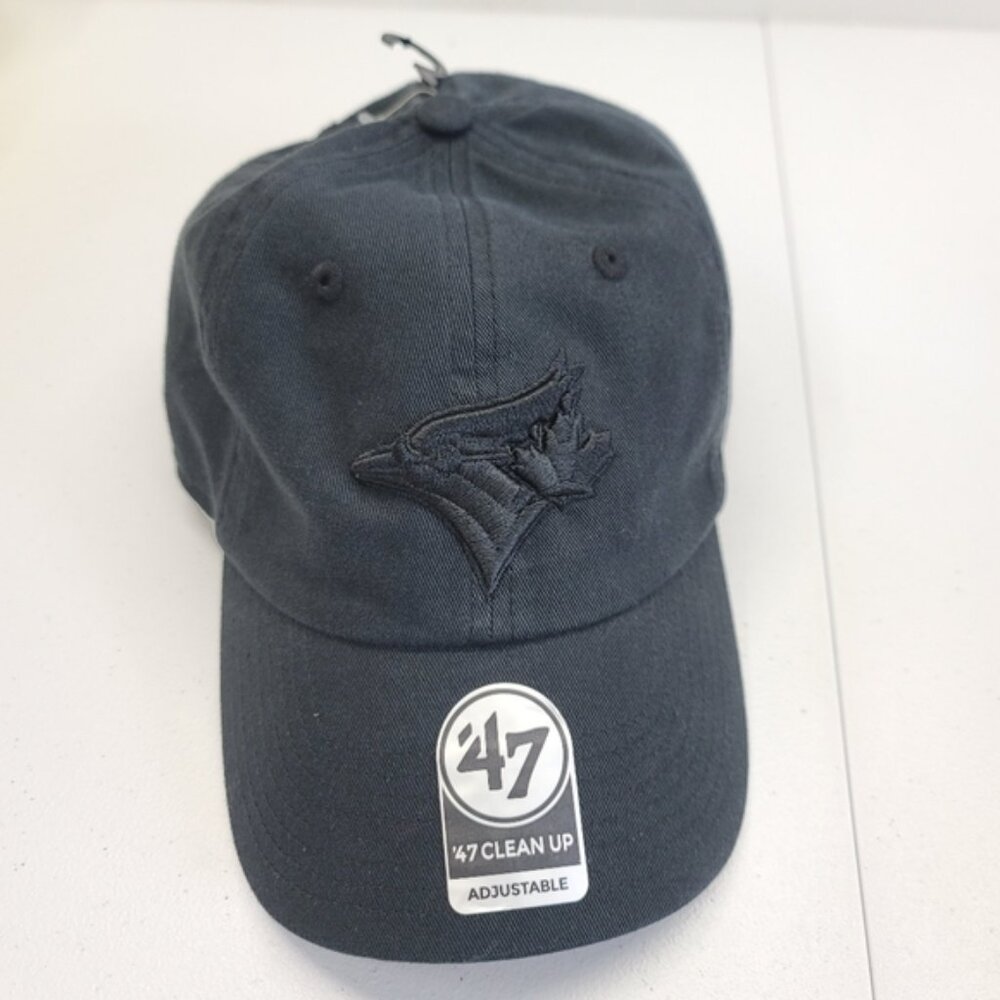Bluejays cap black